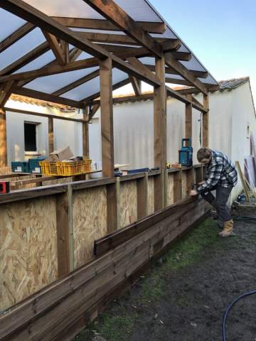 Création d'une serre de jardin en bois à Toulouse