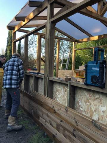 Création d'une serre de jardin en bois à Toulouse