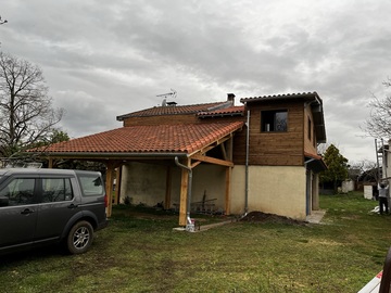 Surélévation en ossature et création d'un carport en charpente traditionnelle à Gaillac