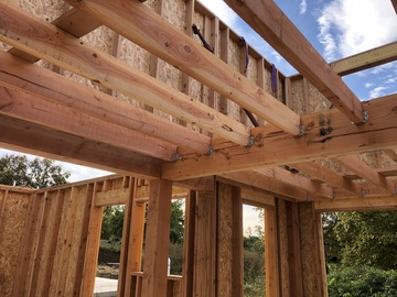 Chantier d'une maison en bois proche d'Albi